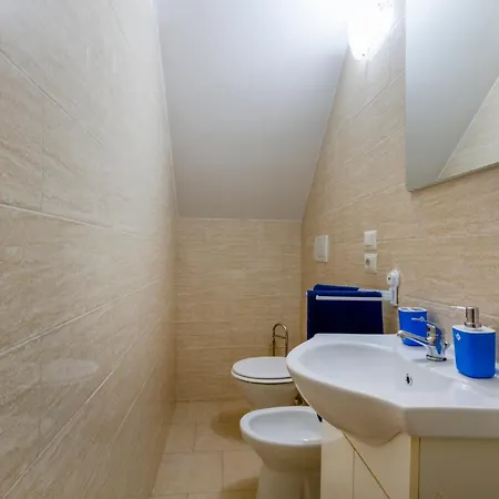 Apartment Guesthost - La Casa Di Anna Galatone